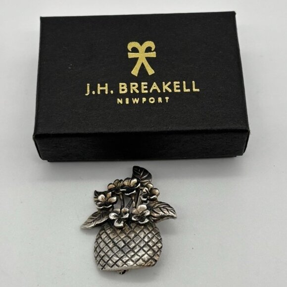 Sterling Silver Basket of Flowers Pin, James.H. Breakell, Newport, R.I., Signed - Picture 11 of 11